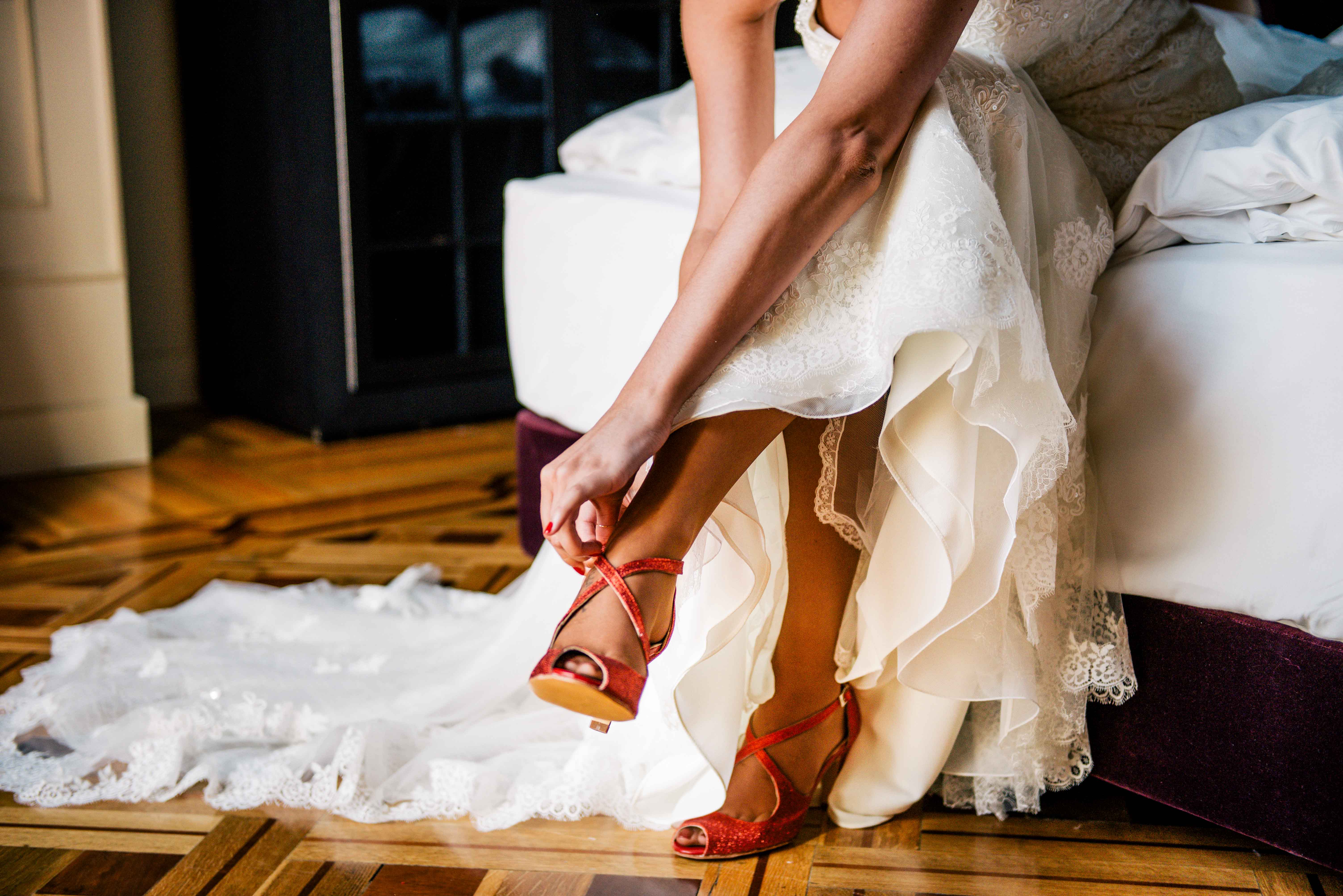 suerte Profesión No puedo Lupe Ramos | Zapatos de novia personalizados en Parla